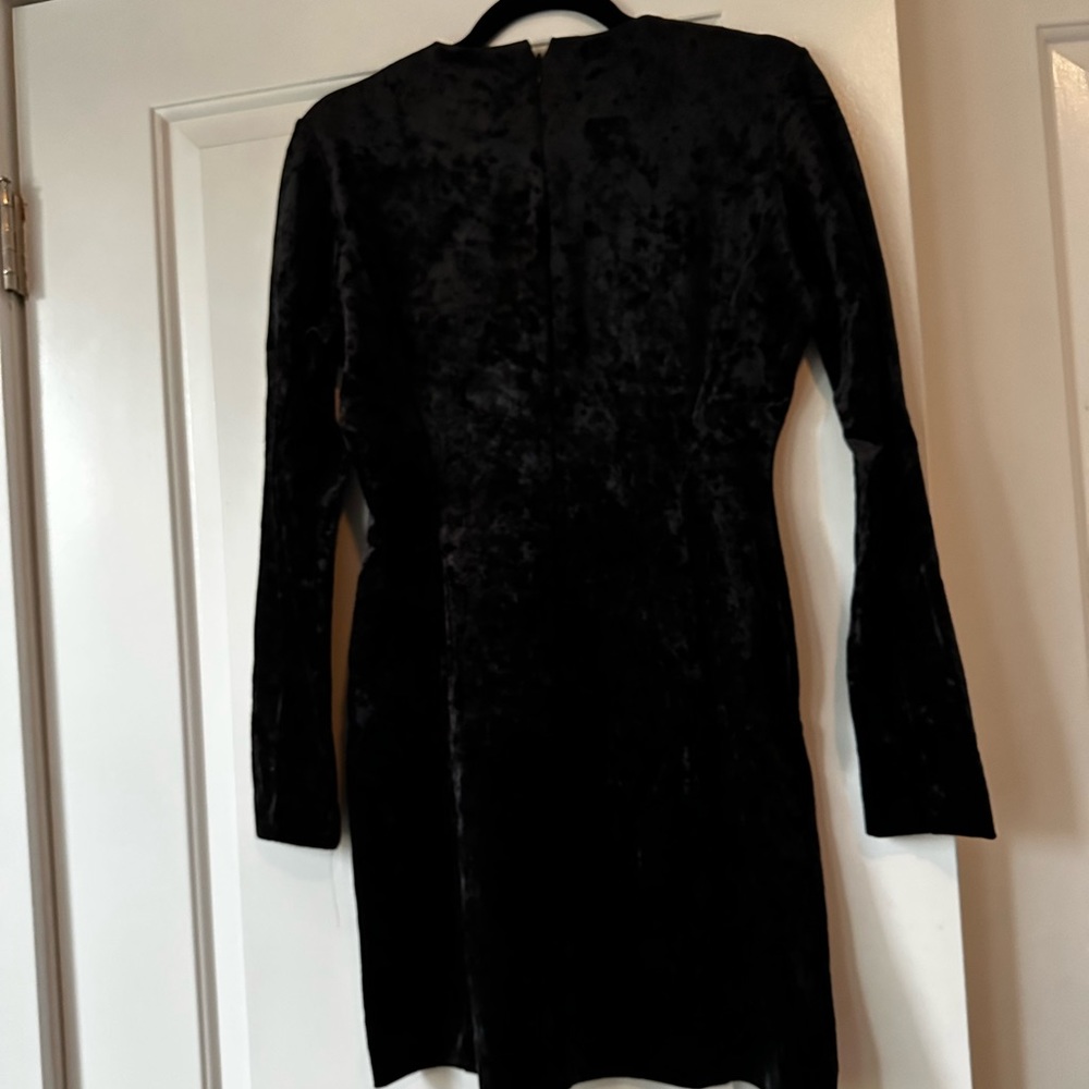 NWT & other stories Fitted Crushed velvet black mini dress size 8 - Picture 6 of 6